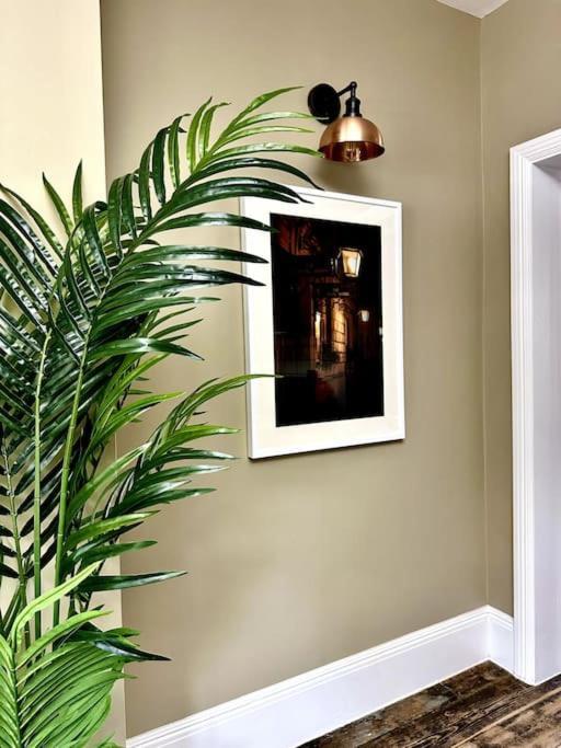 Stunning Boutique Flat In Central Location - Beatrice Bath Exteriör bild