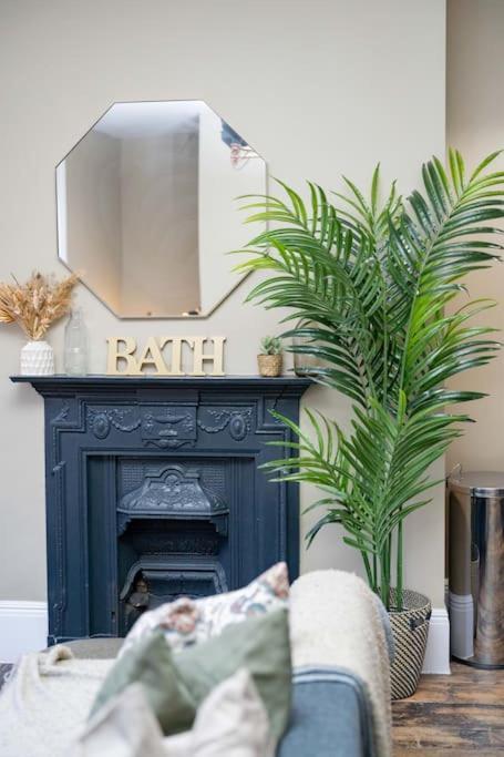 Stunning Boutique Flat In Central Location - Beatrice Bath Exteriör bild