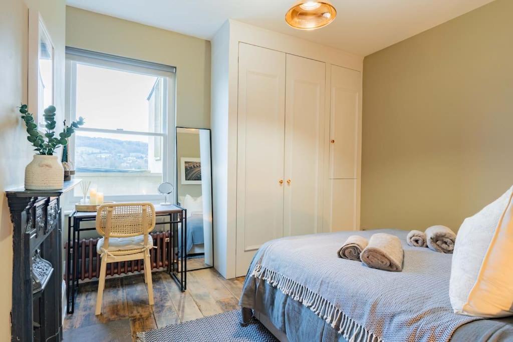 Stunning Boutique Flat In Central Location - Beatrice Bath Exteriör bild