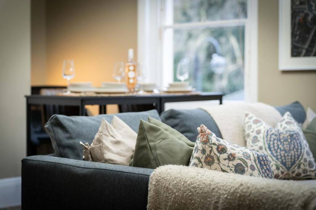 Stunning Boutique Flat In Central Location - Beatrice Bath Exteriör bild